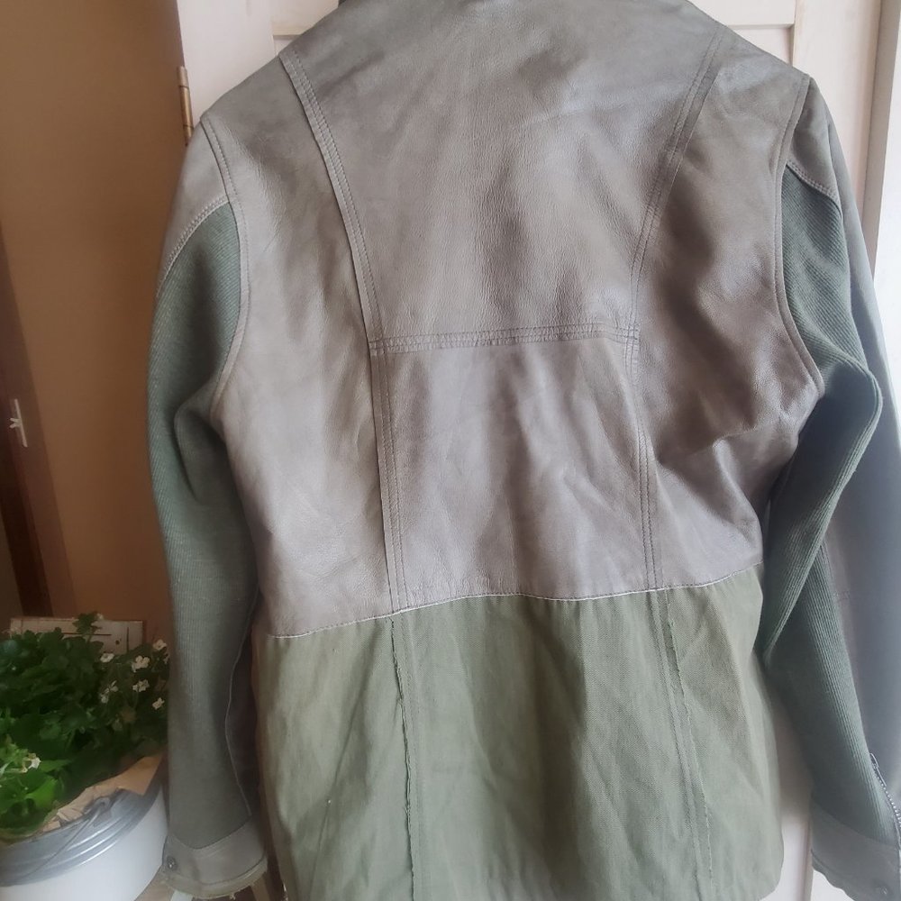 Lindsay Patina Leather Jacket Army Green Size Small New without Tags - Picture 9 of 12